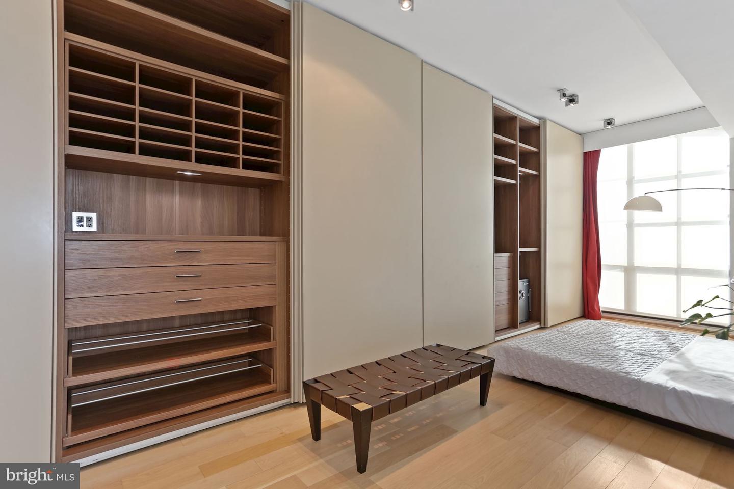 1615 N Queen STREET Unit: M606