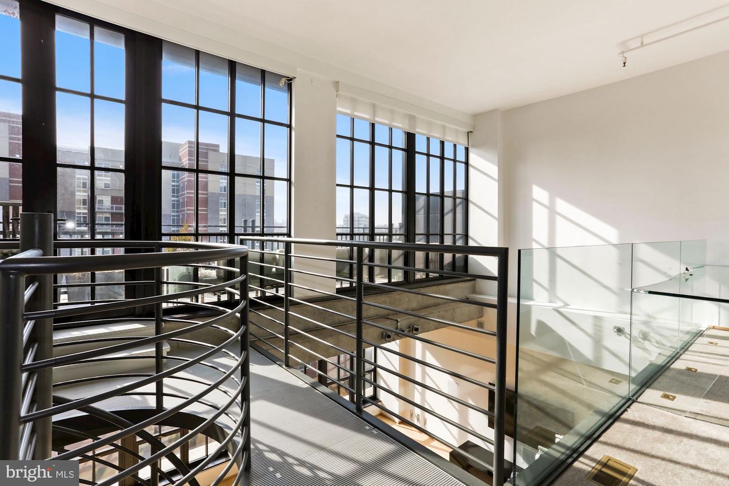1615 N Queen STREET Unit: M606