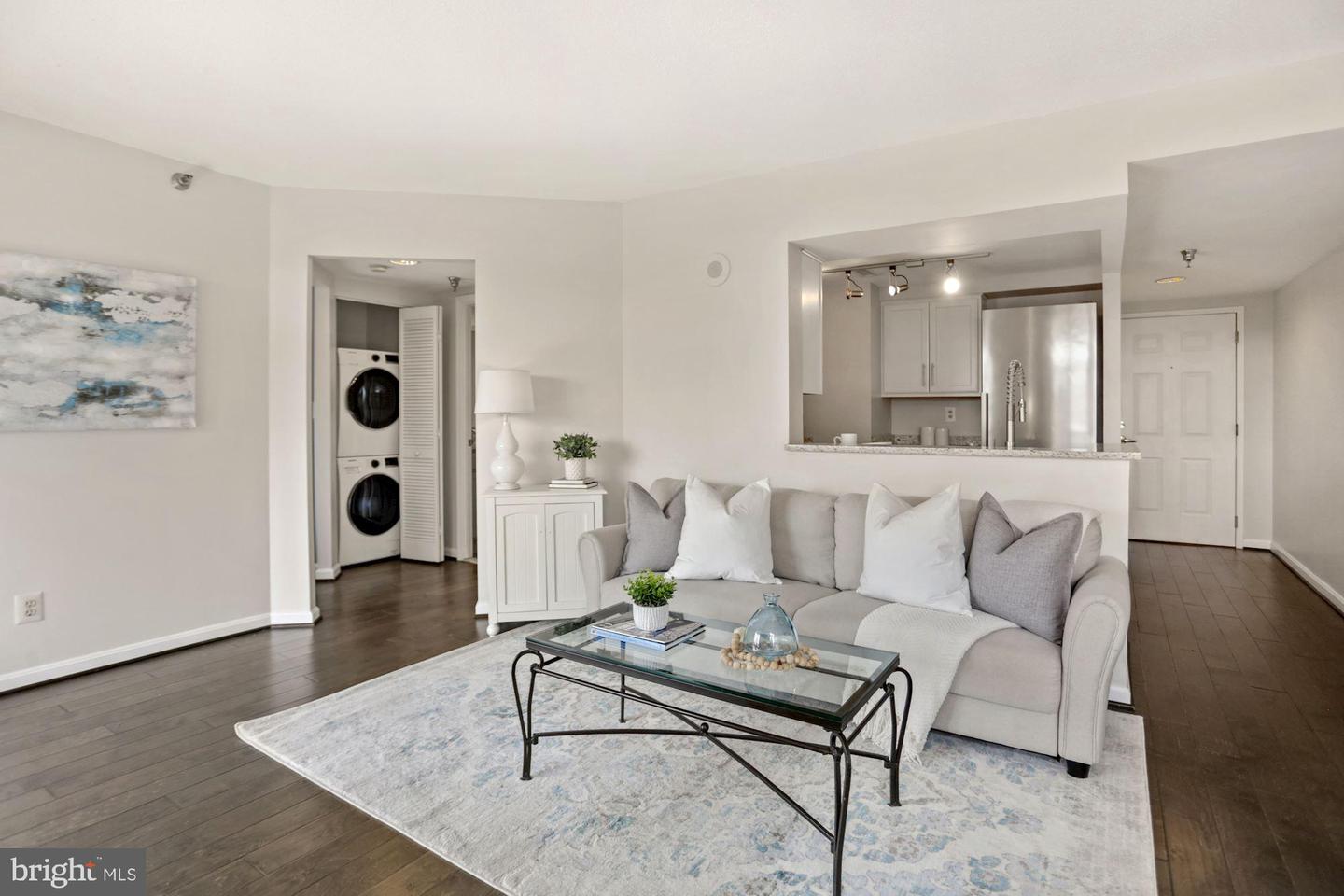 2400 Clarendon BOULEVARD Unit: 412