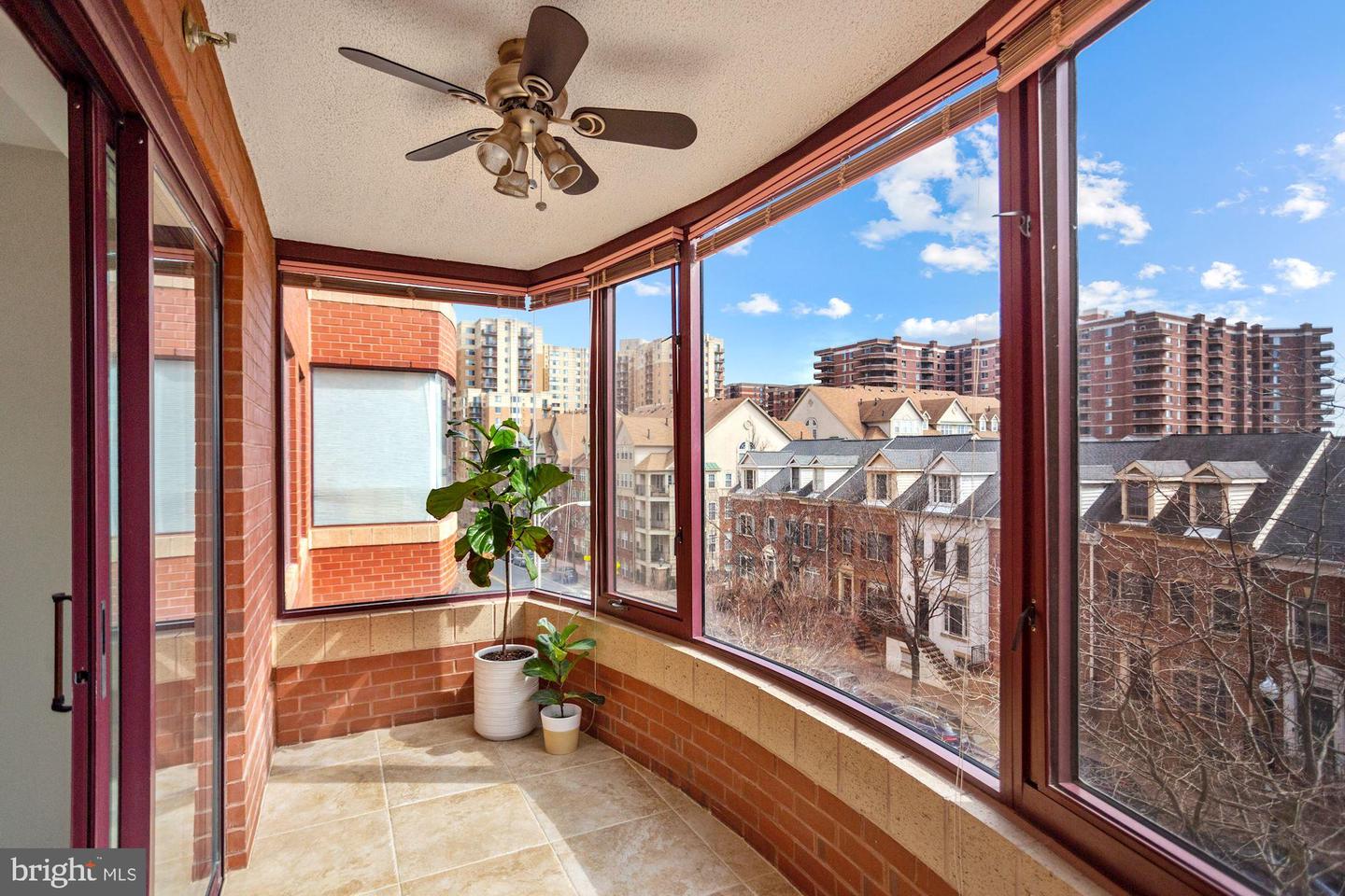 2400 Clarendon BOULEVARD Unit: 412