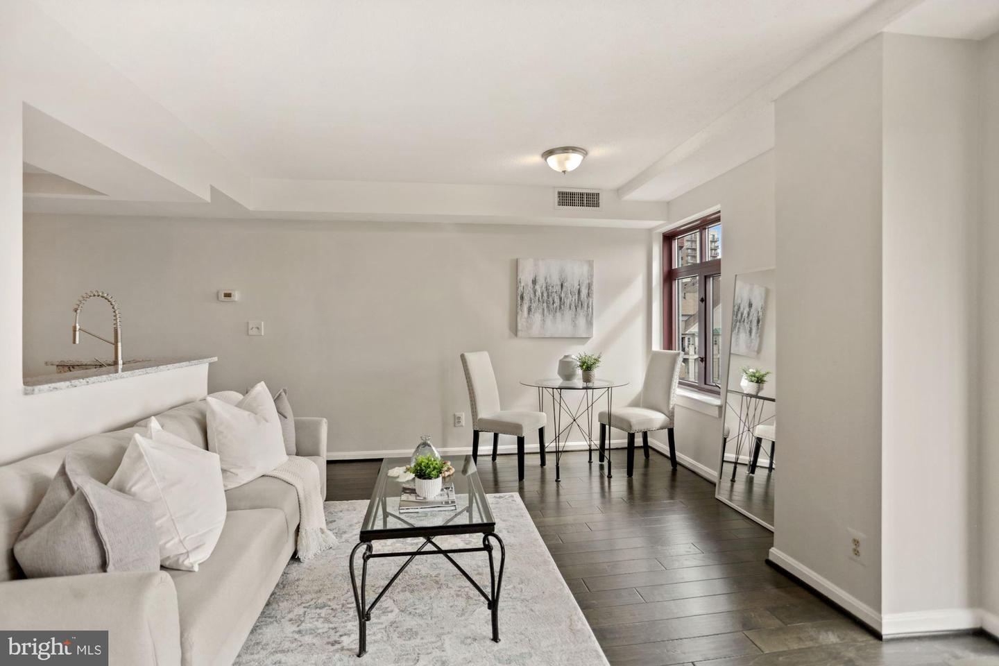 2400 Clarendon BOULEVARD Unit: 412