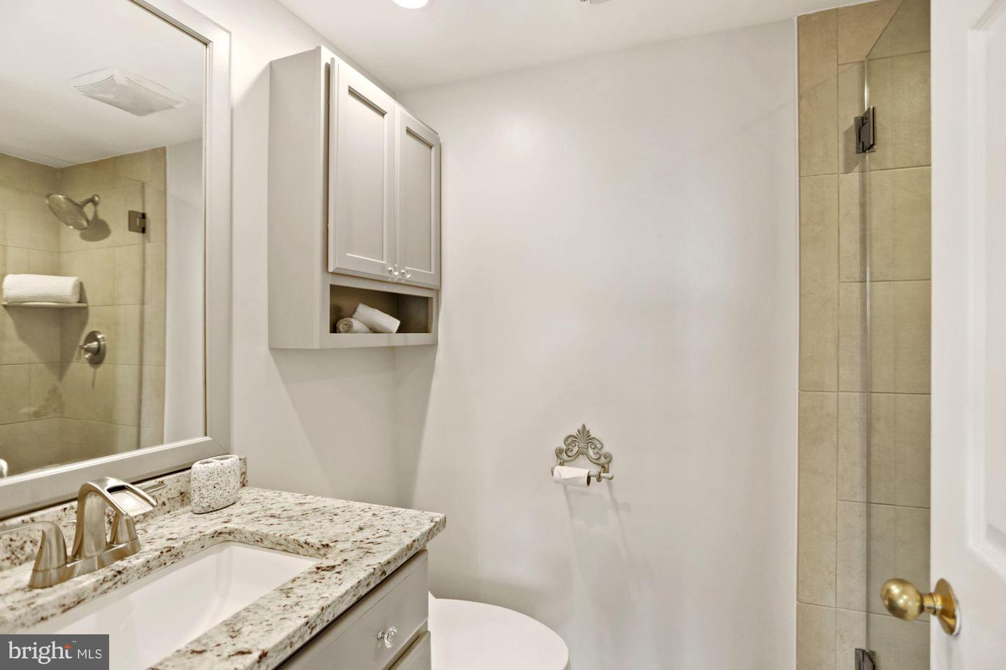 2400 Clarendon BOULEVARD Unit: 412