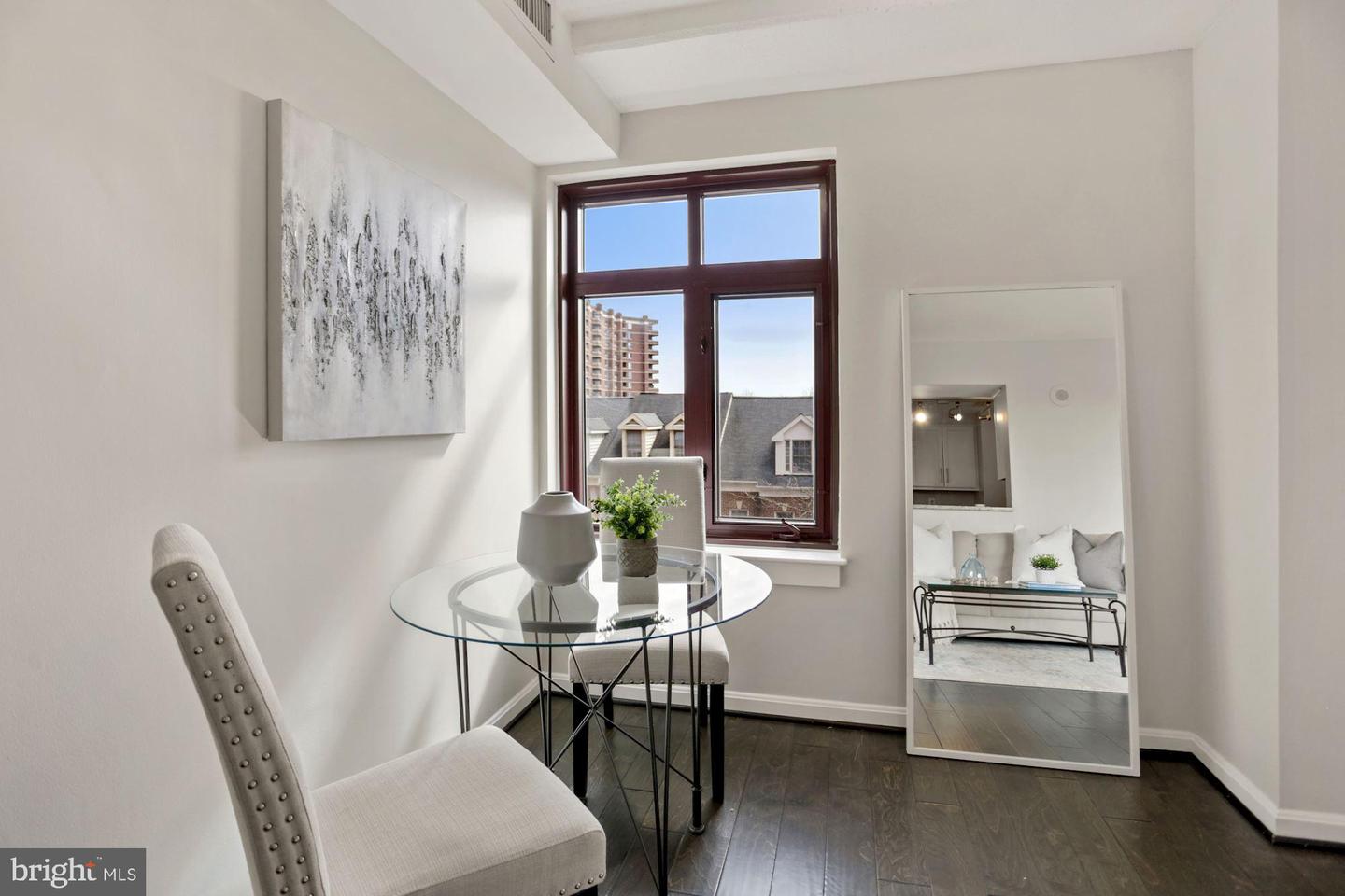 2400 Clarendon BOULEVARD Unit: 412