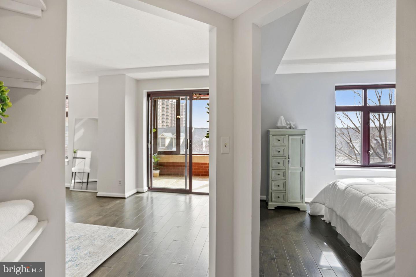 2400 Clarendon BOULEVARD Unit: 412