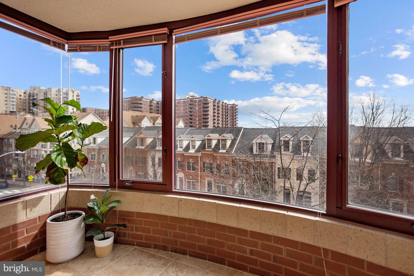 2400 Clarendon BOULEVARD Unit: 412