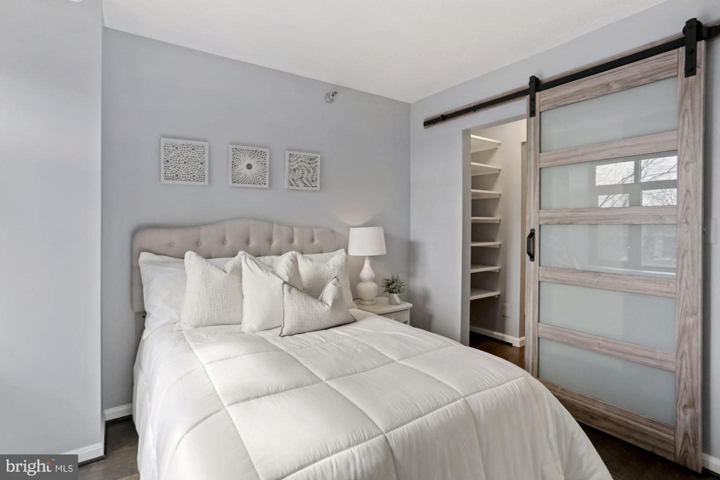 2400 Clarendon BOULEVARD Unit: 412