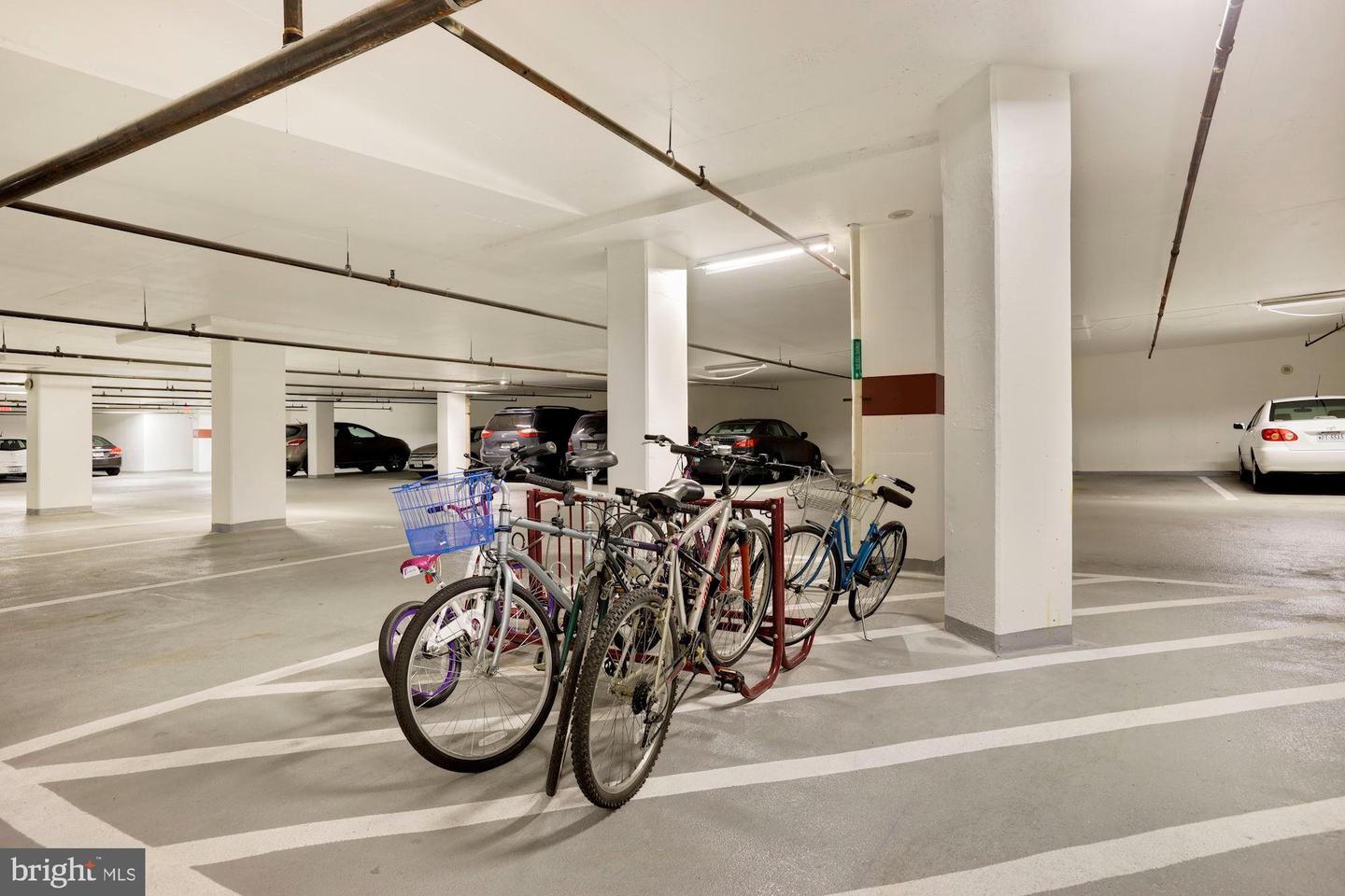 2400 Clarendon BOULEVARD Unit: 412