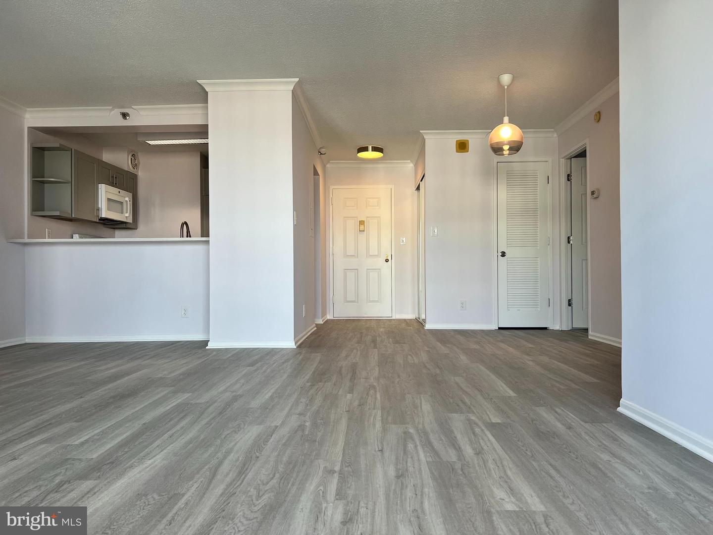 900 N Stafford STREET Unit: 1506