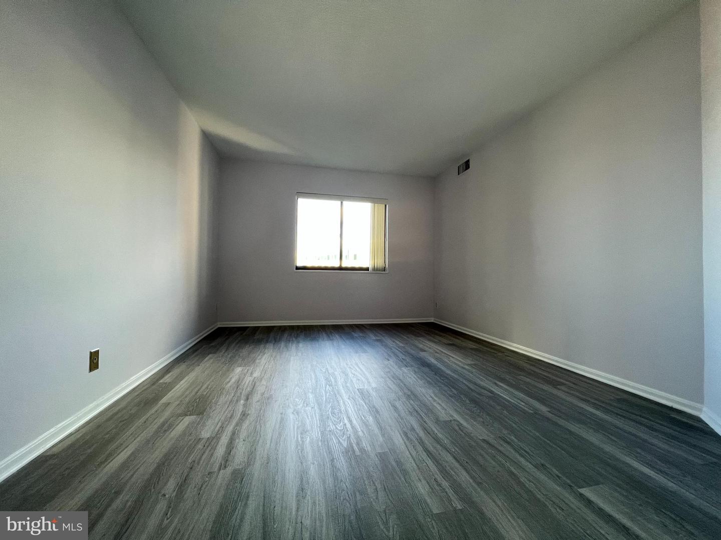 900 N Stafford STREET Unit: 1506