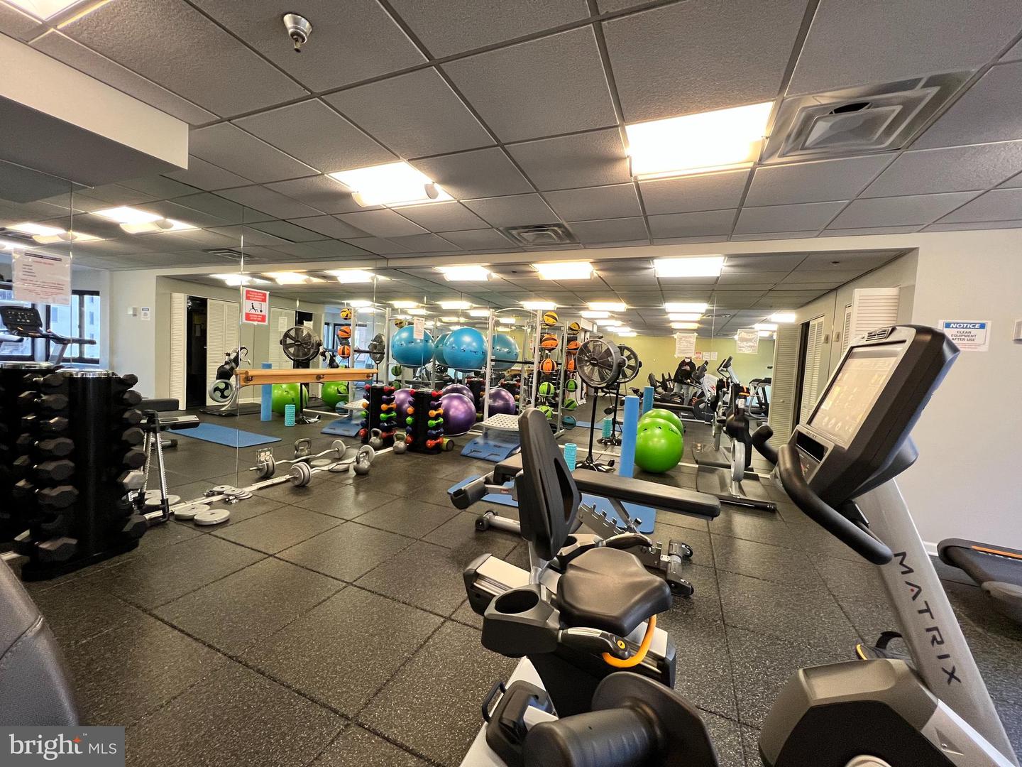 900 N Stafford STREET Unit: 1506