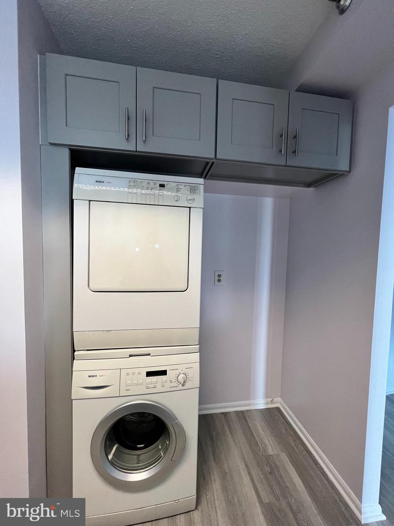 900 N Stafford STREET Unit: 1506