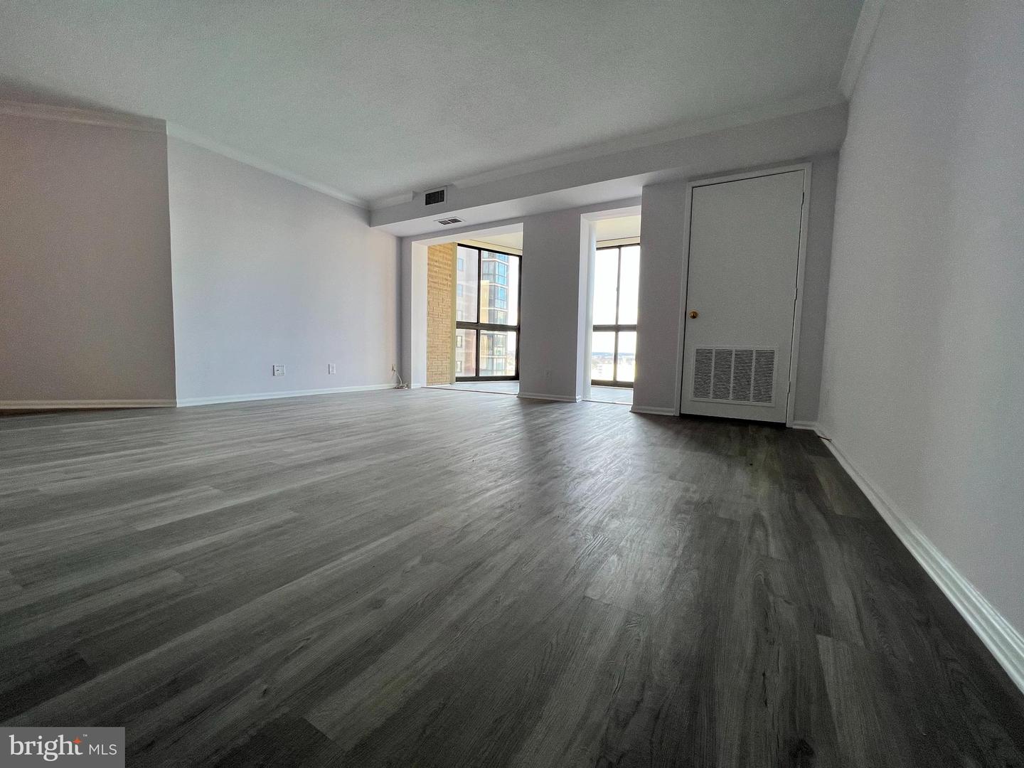 900 N Stafford STREET Unit: 1506