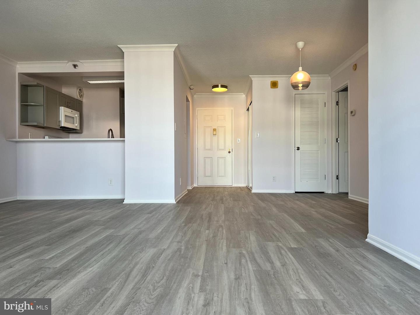 900 N Stafford STREET Unit: 1506