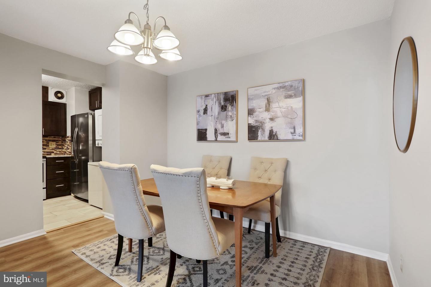 900 N Stafford STREET Unit: 1215