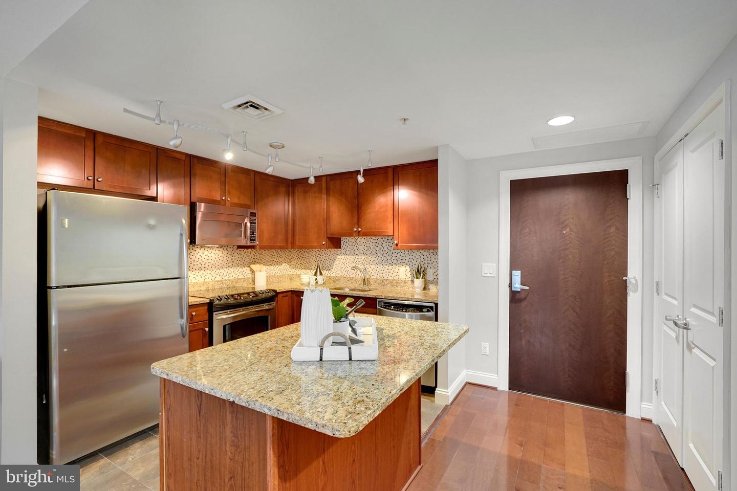 1020 N Highland STREET Unit: 1107