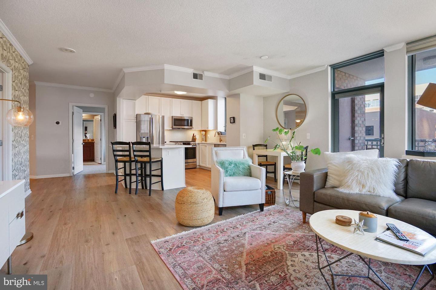 851 N Glebe ROAD Unit: 511