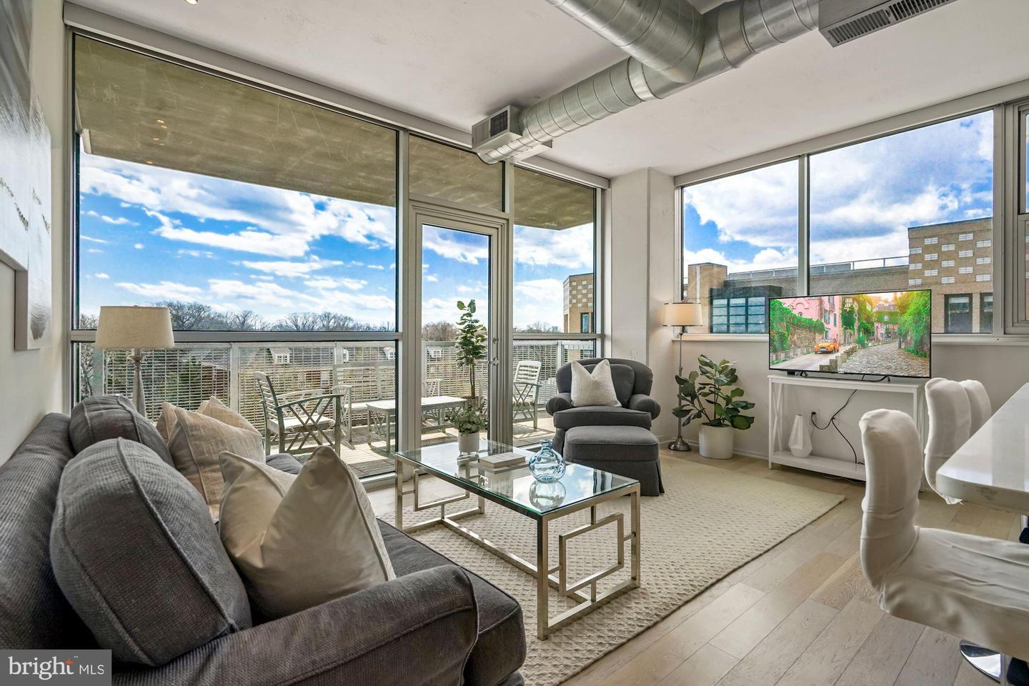 3409 Wilson BOULEVARD Unit: 509