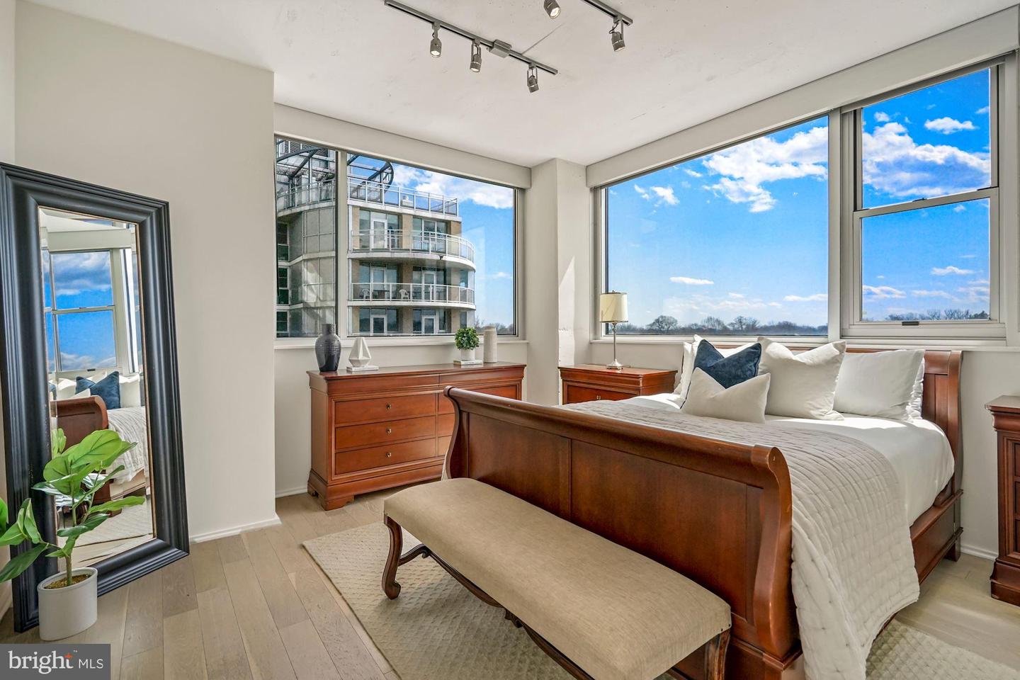 3409 Wilson BOULEVARD Unit: 509