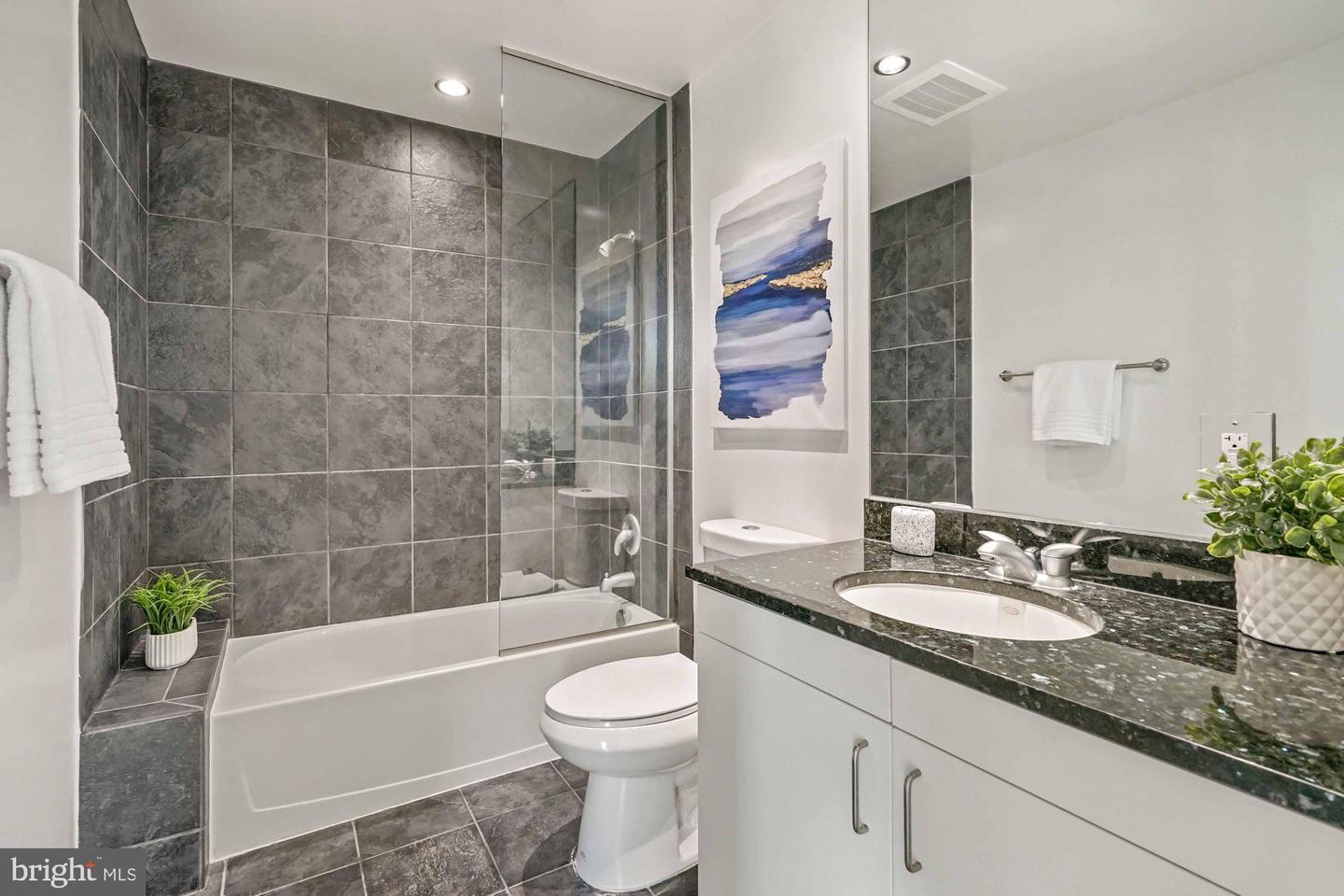 3409 Wilson BOULEVARD Unit: 509