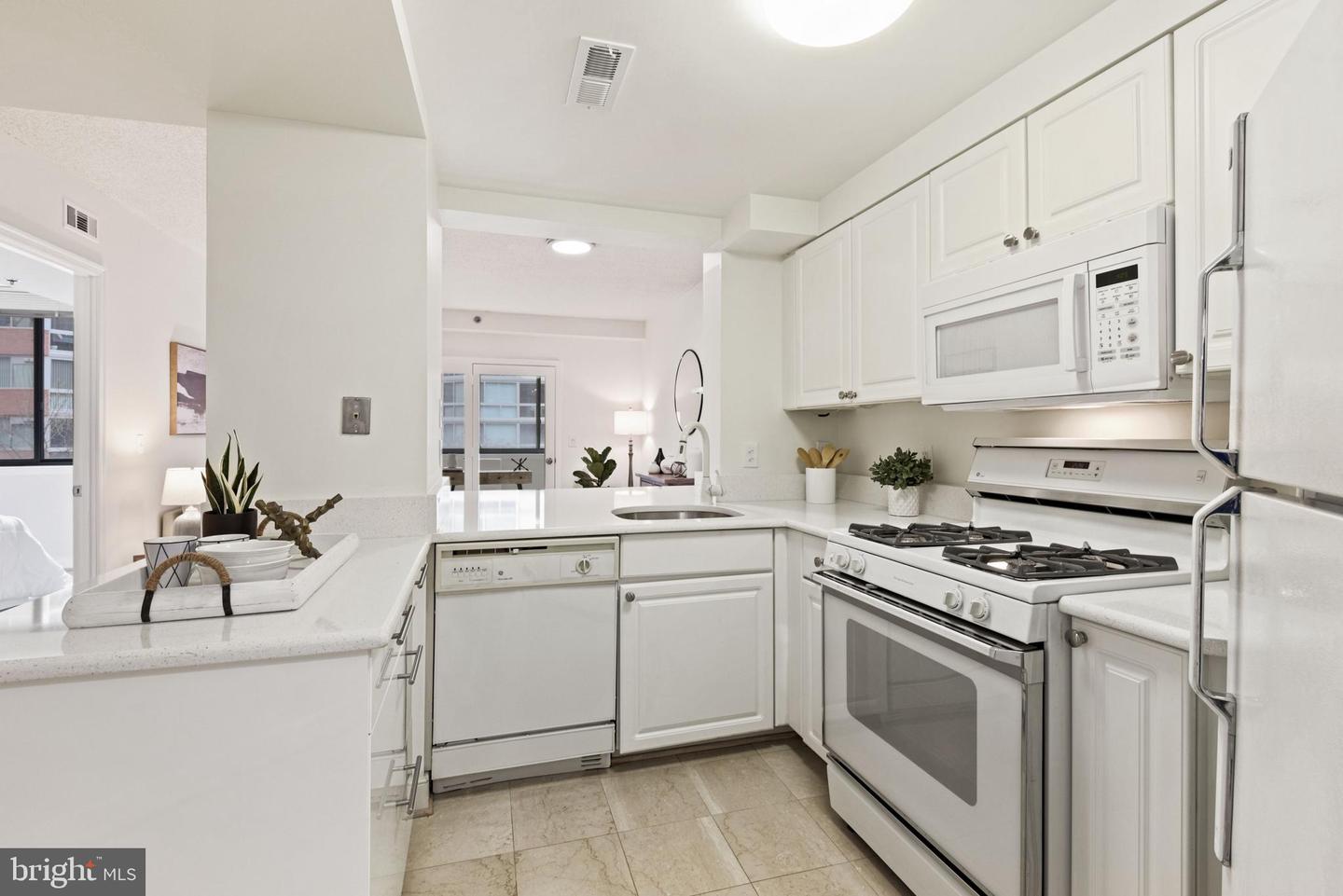 1045 N Utah STREET Unit: 2-304