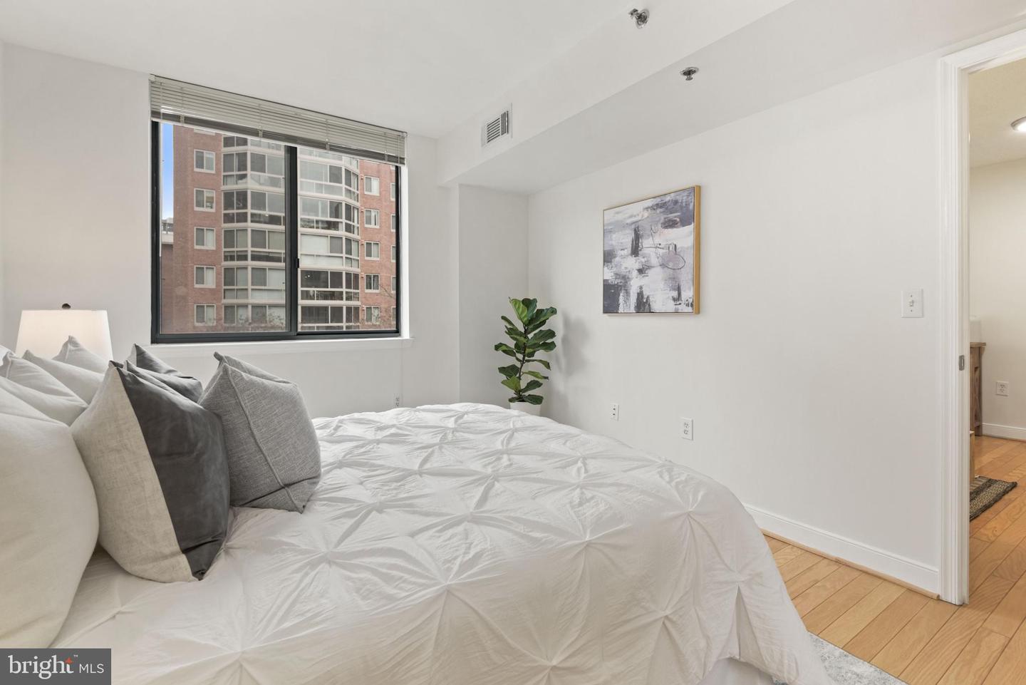 1045 N Utah STREET Unit: 2-304