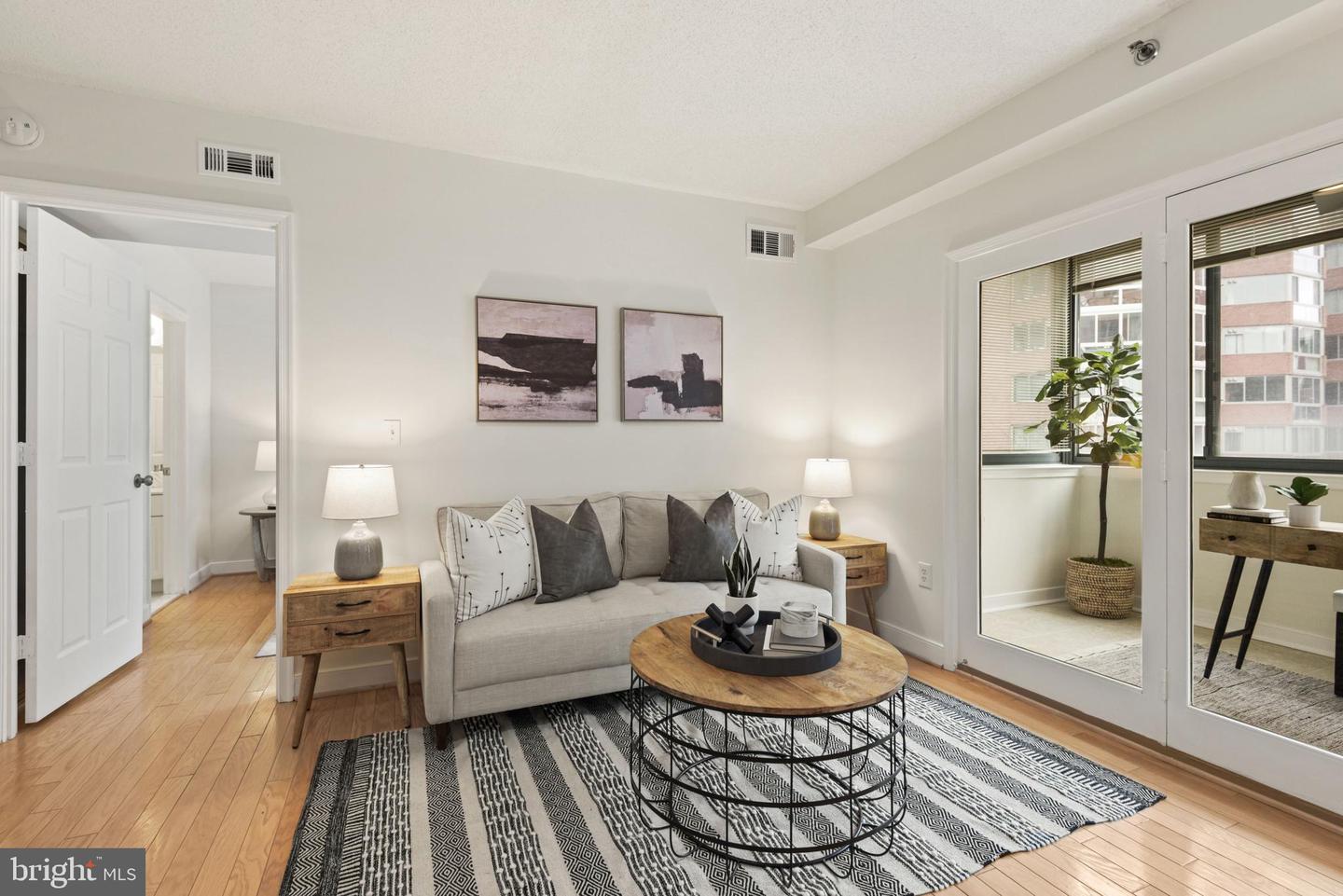 1045 N Utah STREET Unit: 2-304