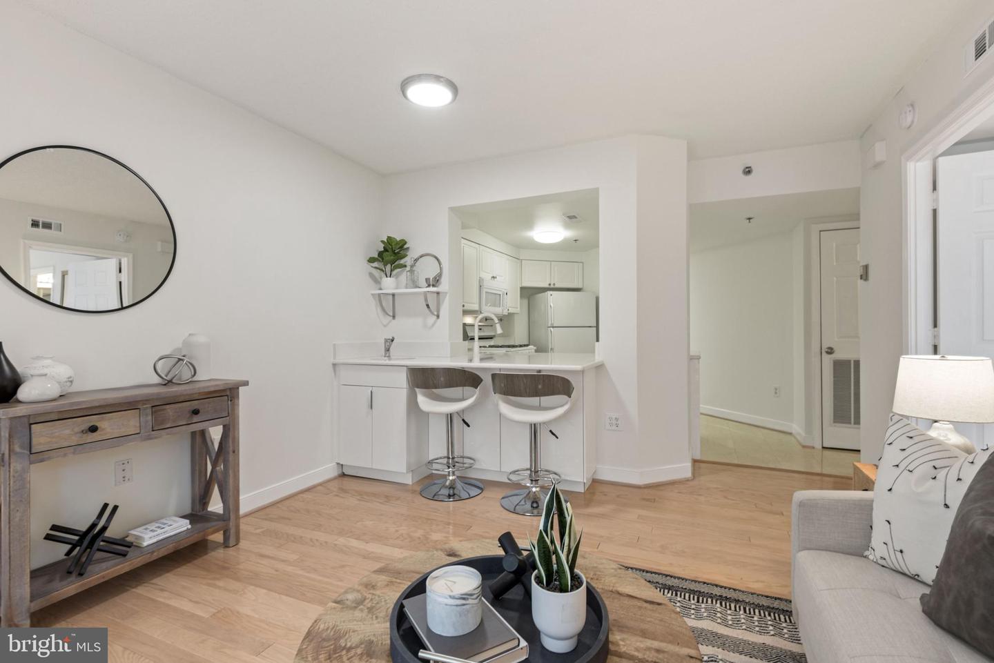 1045 N Utah STREET Unit: 2-304