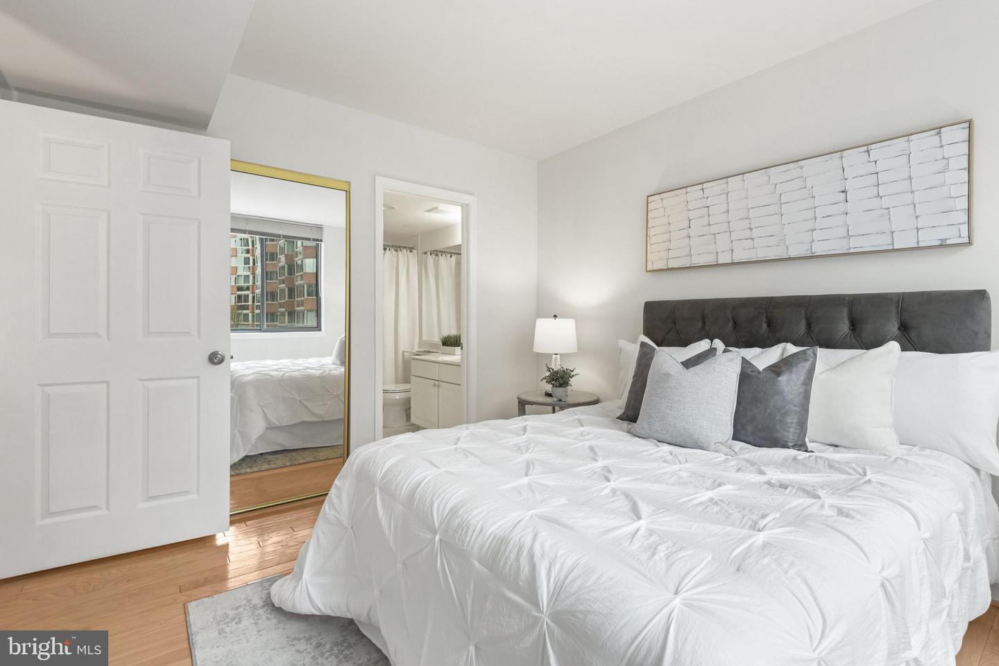 1045 N Utah STREET Unit: 2-304