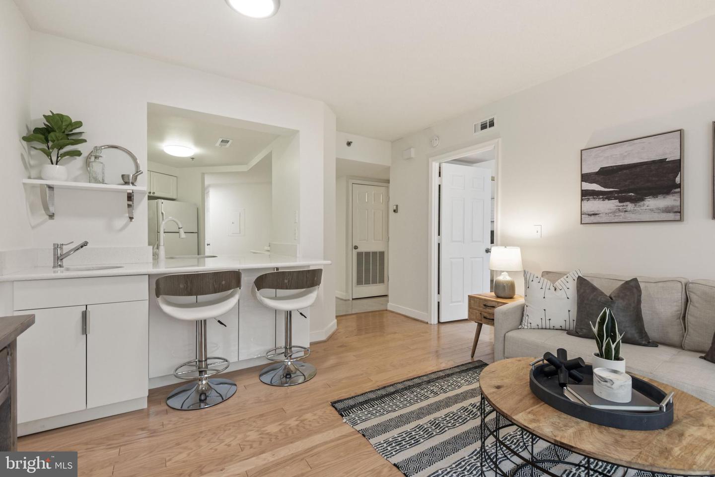 1045 N Utah STREET Unit: 2-304