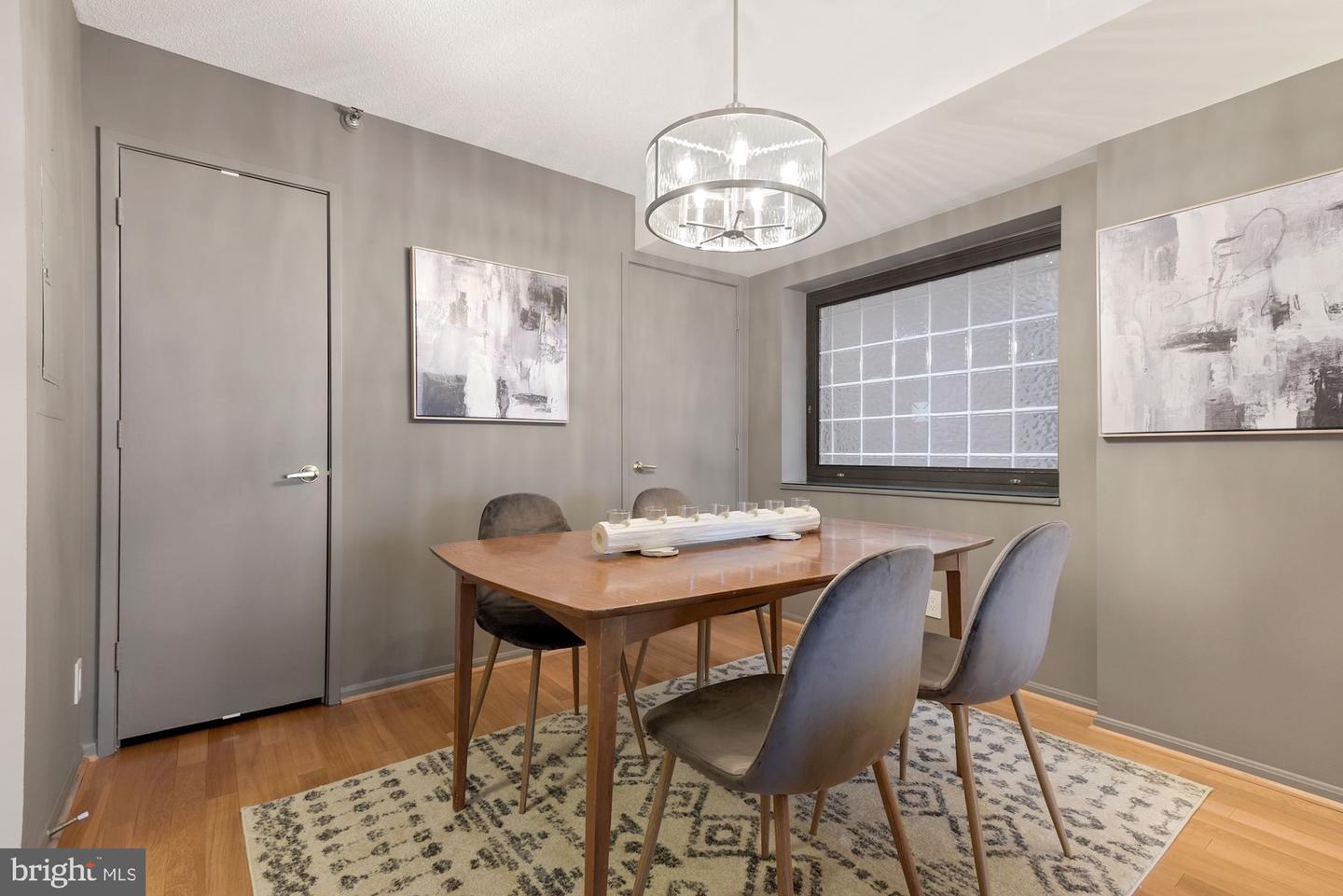 900 N Stafford STREET Unit: 1509