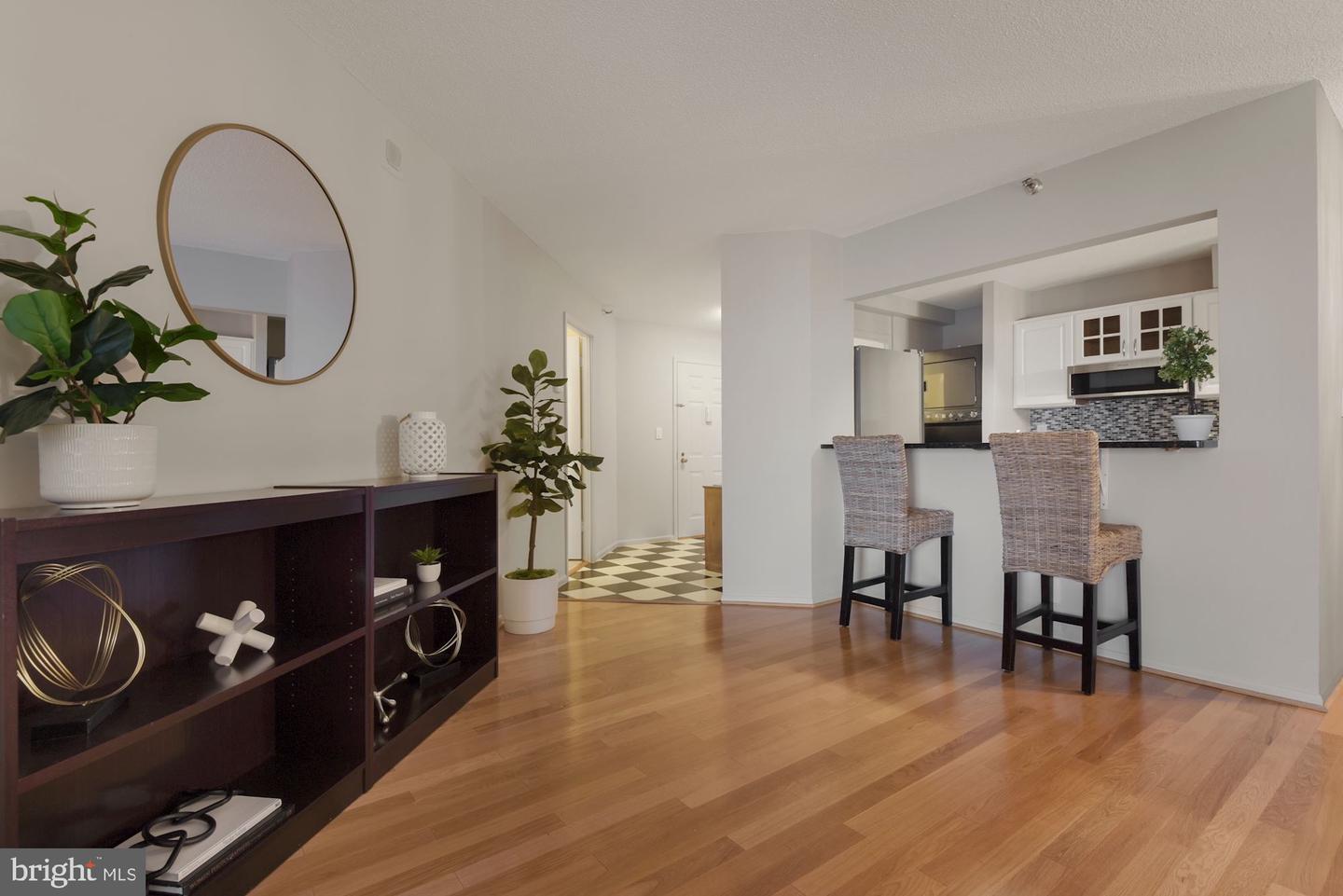 900 N Stafford STREET Unit: 1509