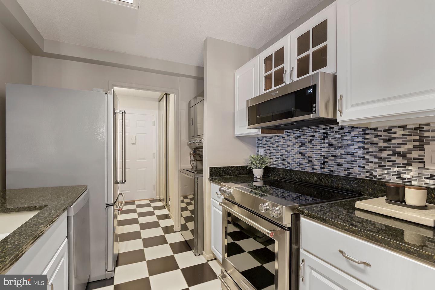 900 N Stafford STREET Unit: 1509