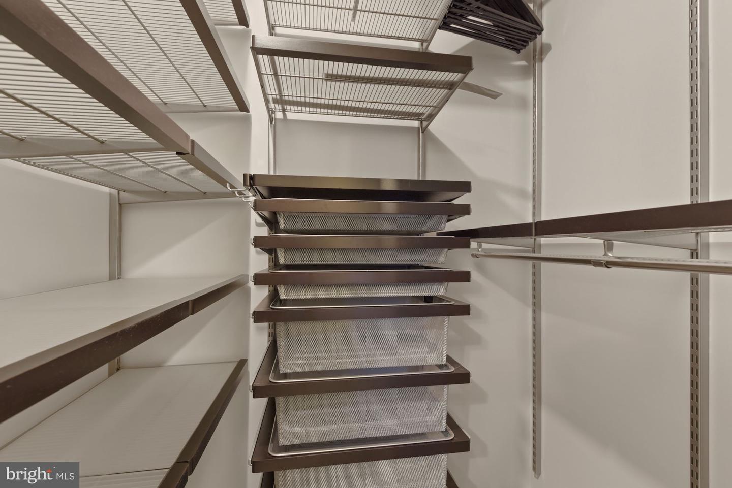 900 N Stafford STREET Unit: 1509