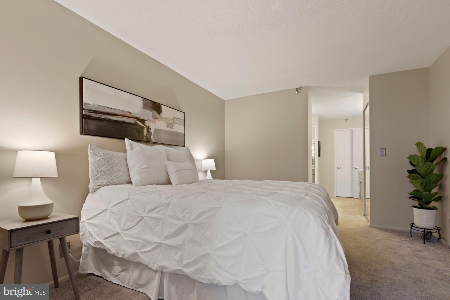 900 N Stafford STREET Unit: 1509