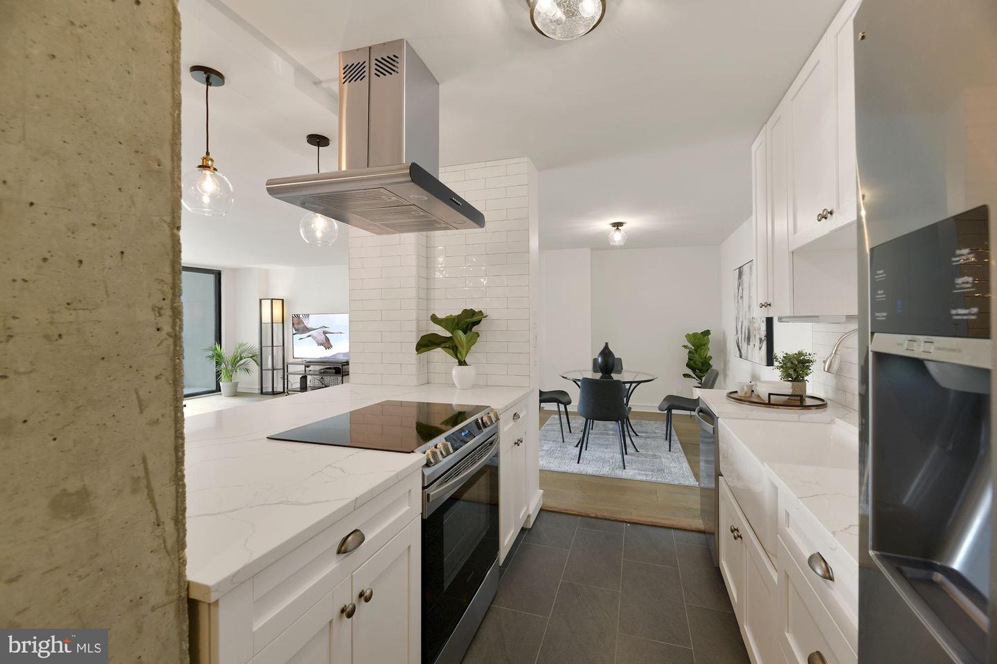 3800 Fairfax DRIVE Unit: 311