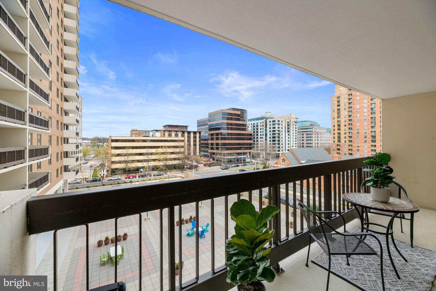 3800 Fairfax DRIVE Unit: 311
