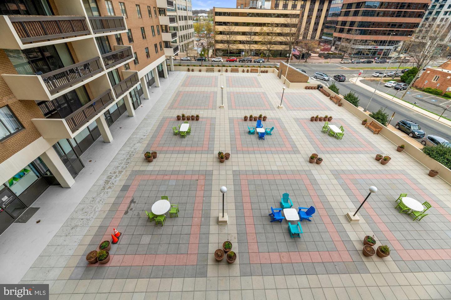 3800 Fairfax DRIVE Unit: 311