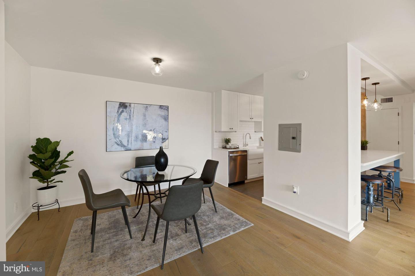 3800 Fairfax DRIVE Unit: 311