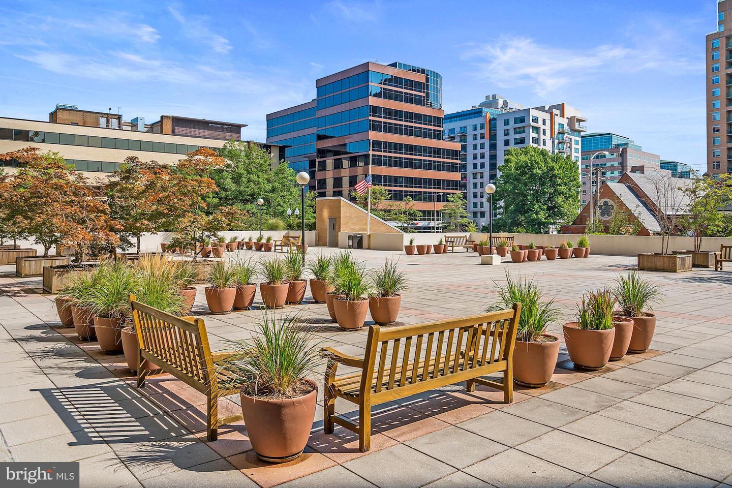 3800 Fairfax DRIVE Unit: 311