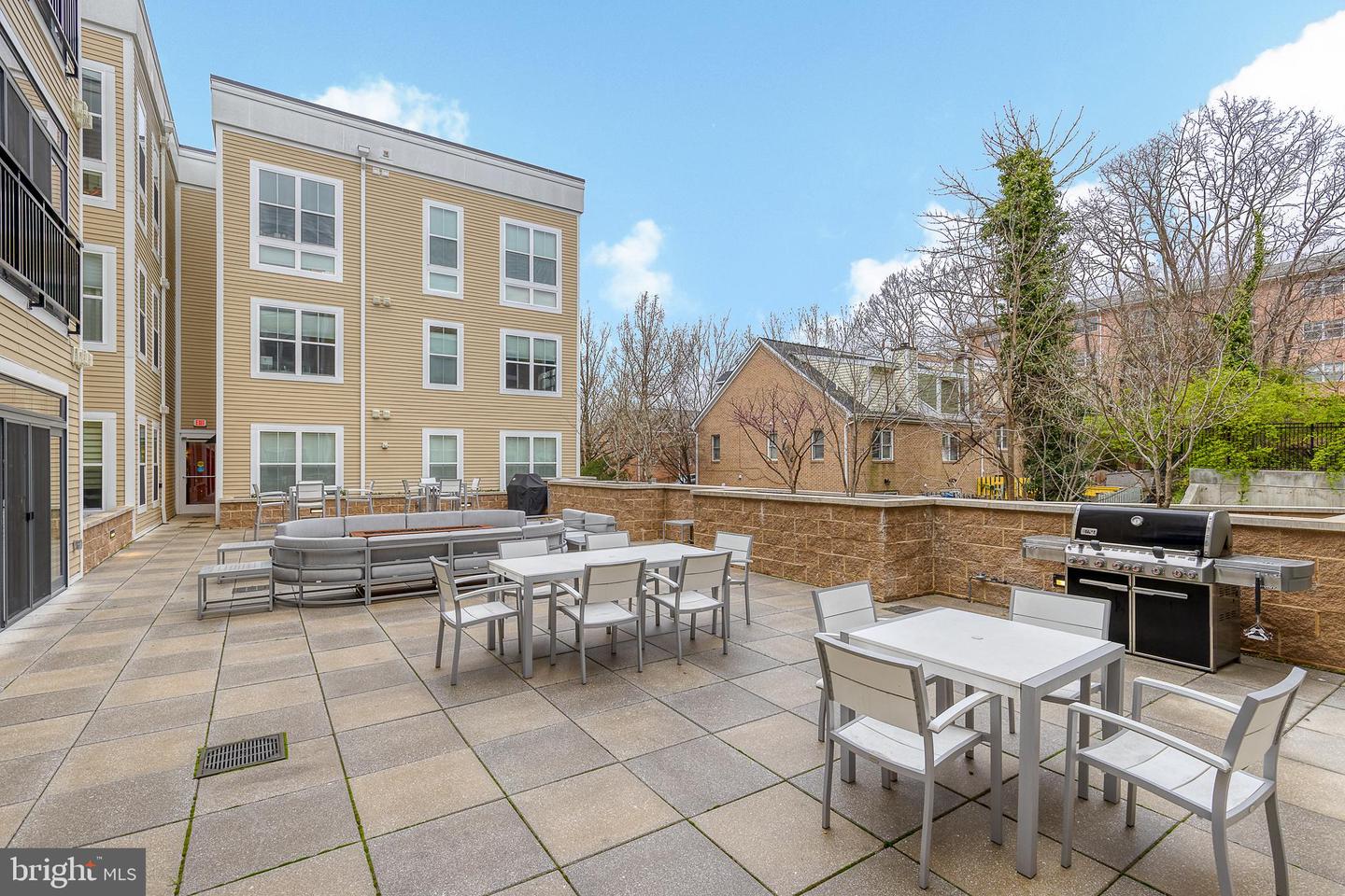 989 S Buchanan STREET Unit: 424