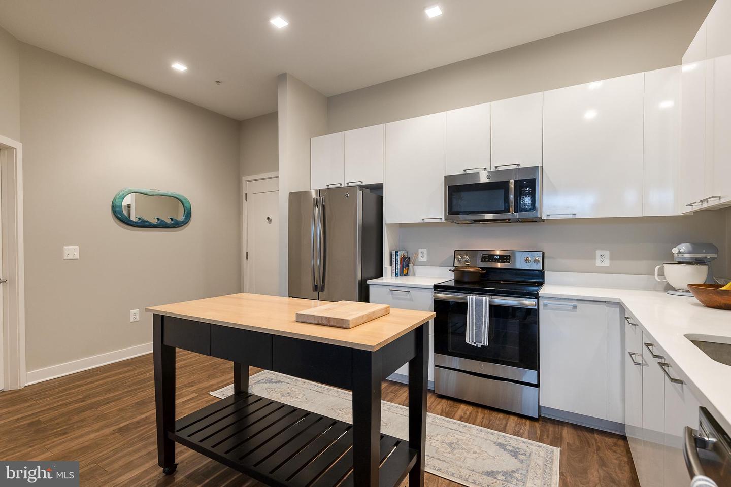 989 S Buchanan STREET Unit: 424
