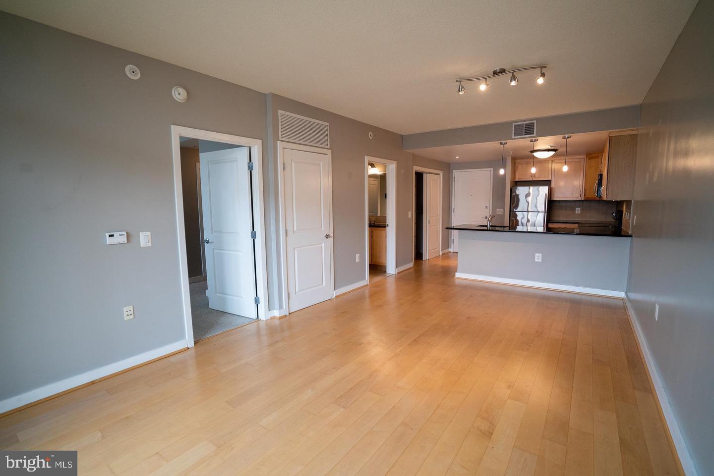 888 N Quincy STREET Unit: 1705