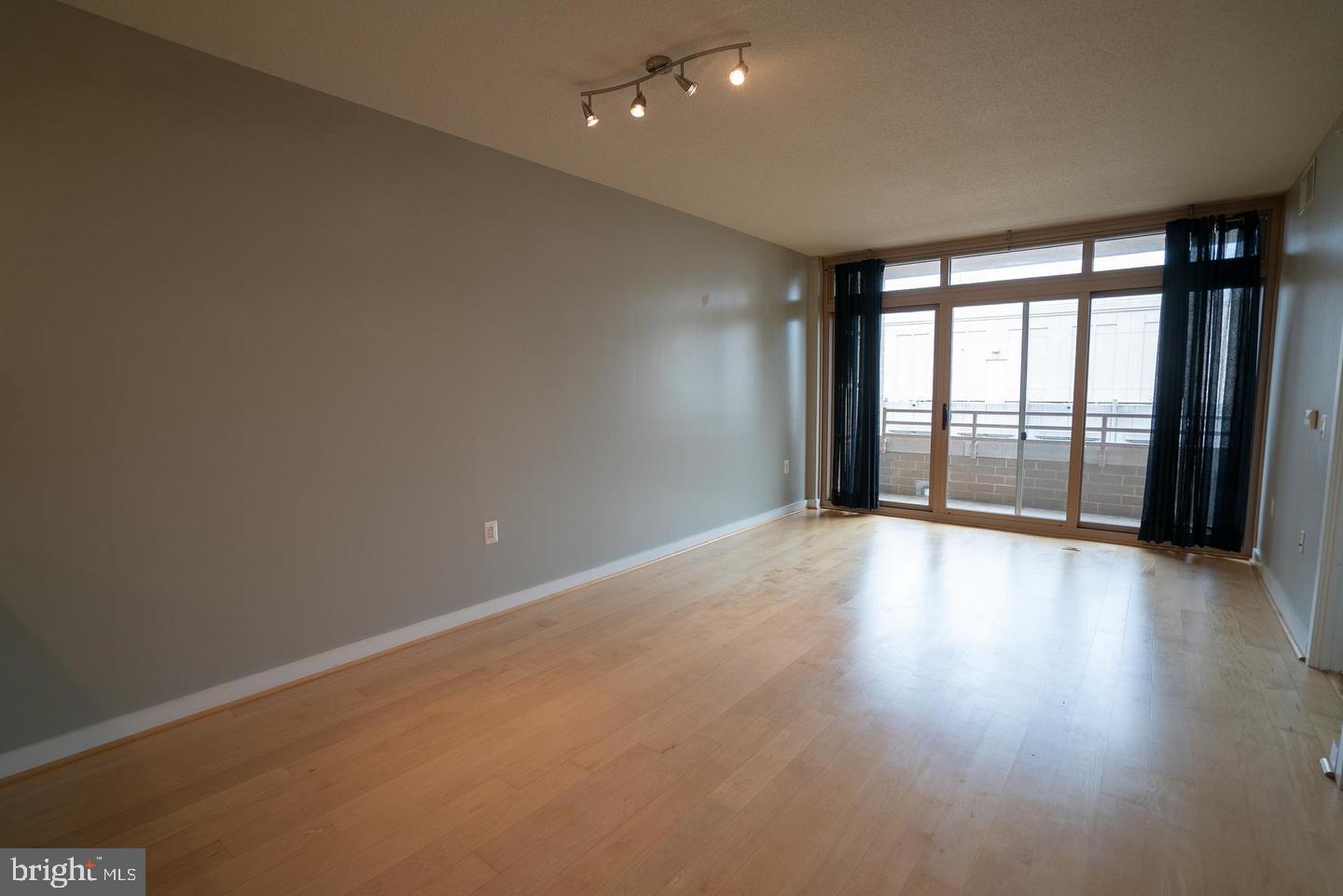 888 N Quincy STREET Unit: 1705