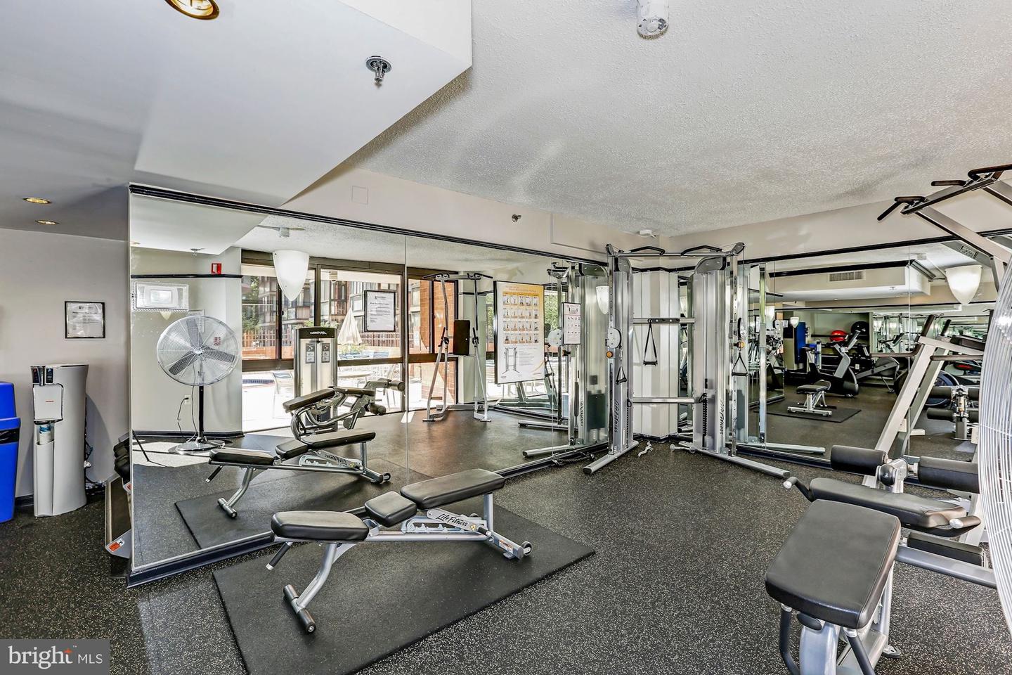 1001 N Randolph STREET Unit: 810