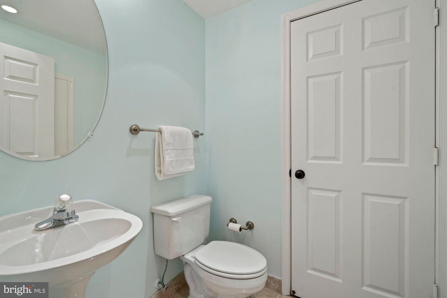 1050 N Taylor STREET Unit: 1-709