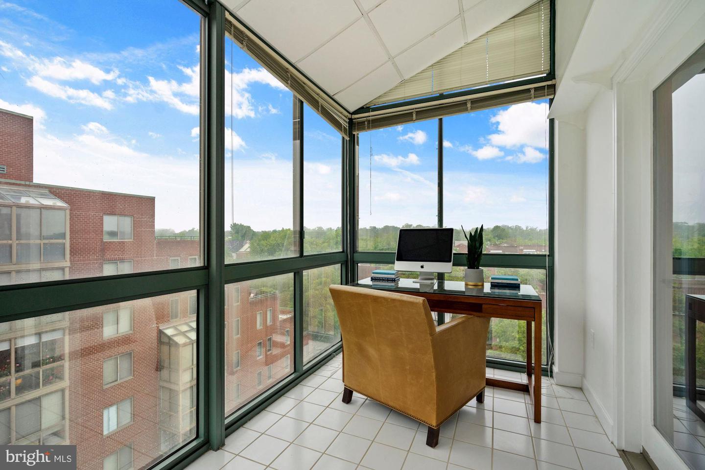 1050 N Taylor STREET Unit: 1-709