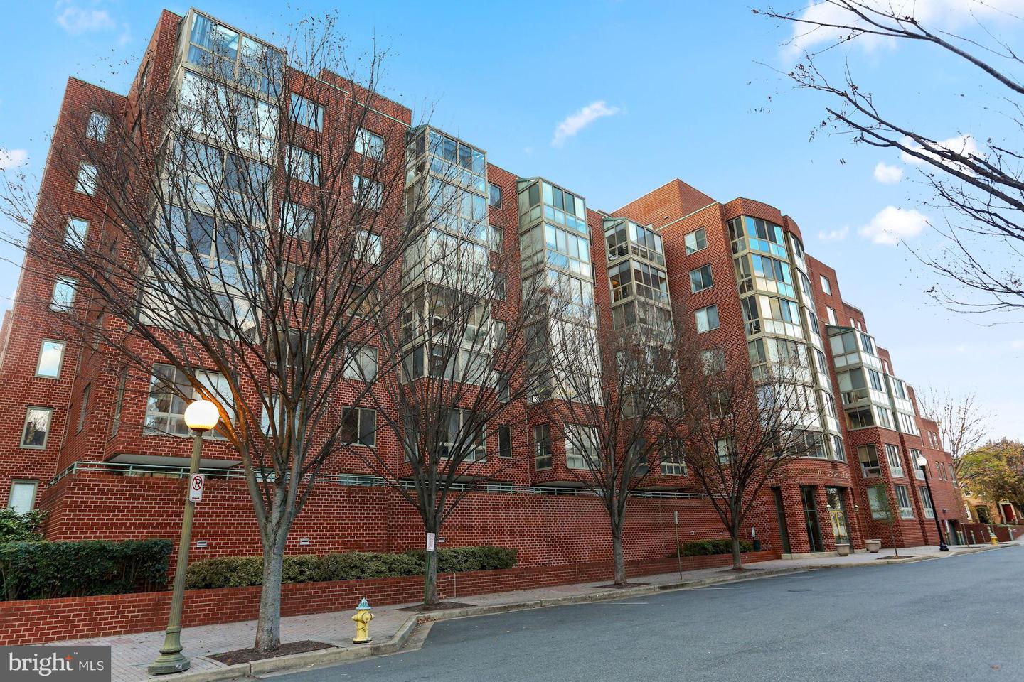 1050 N Taylor STREET Unit: 1-709