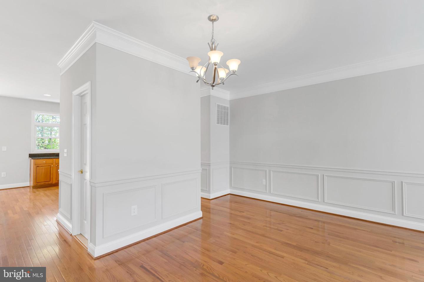3447 25th COURT S