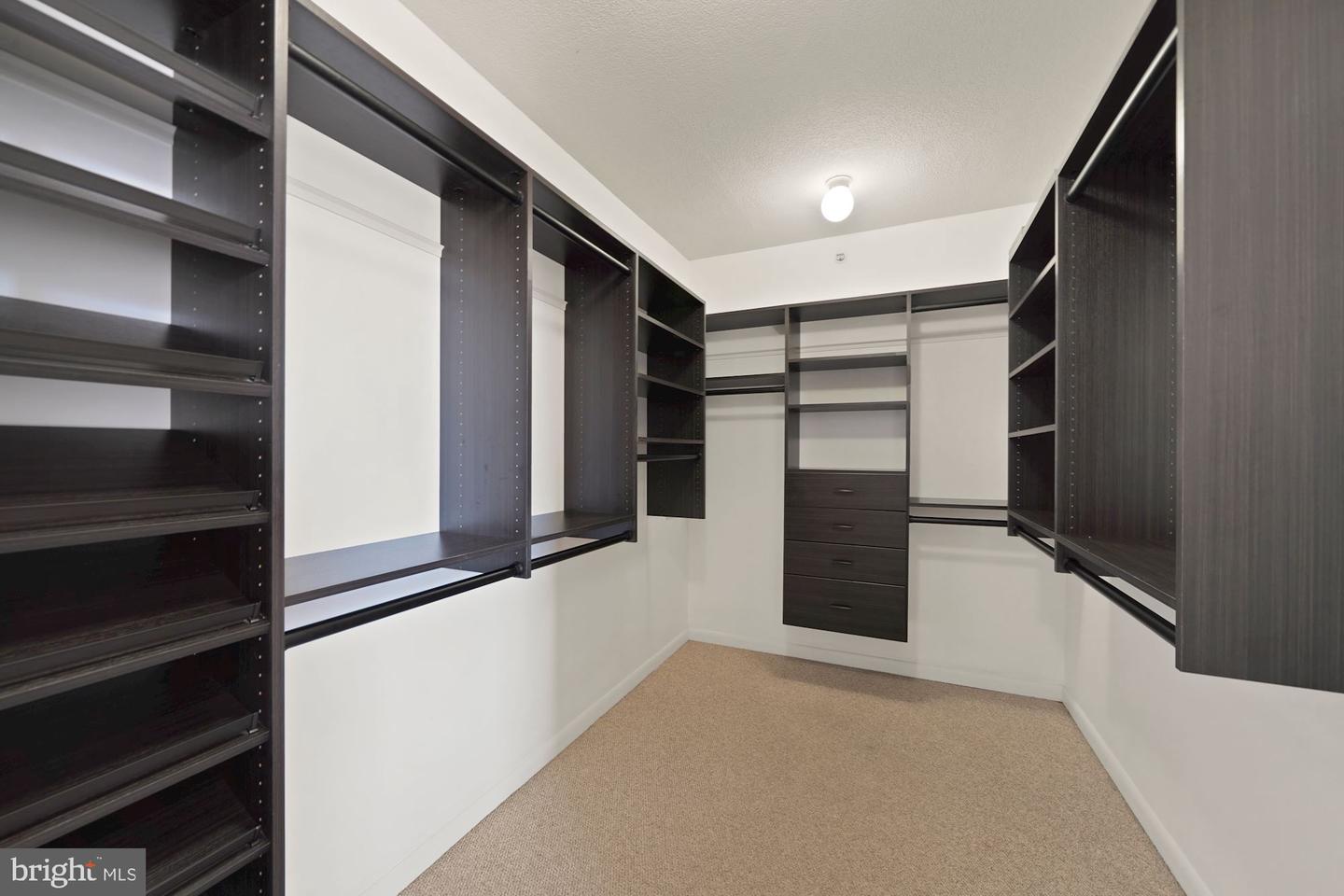 1021 N Garfield STREET Unit: 629