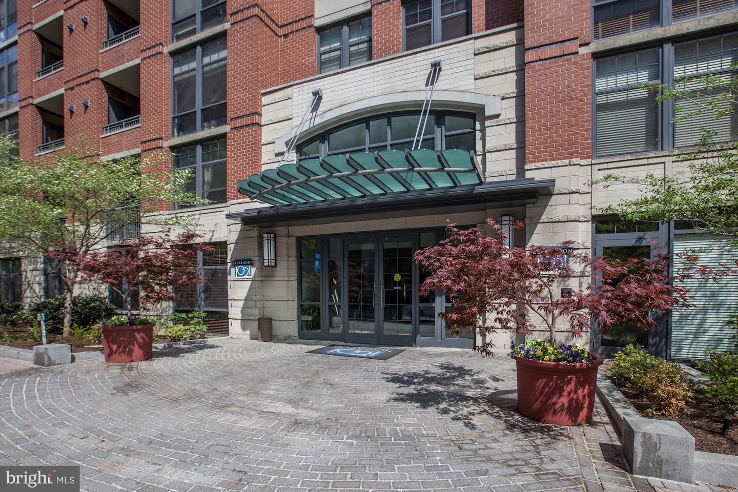 1021 N Garfield STREET Unit: 629